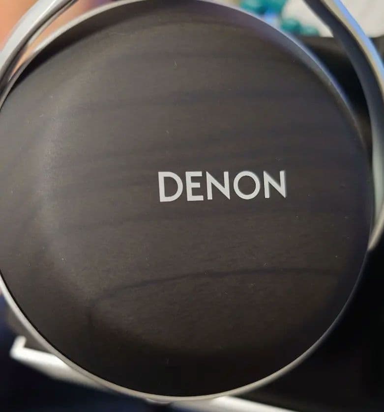 ヘッドホン DENON AH-D5200