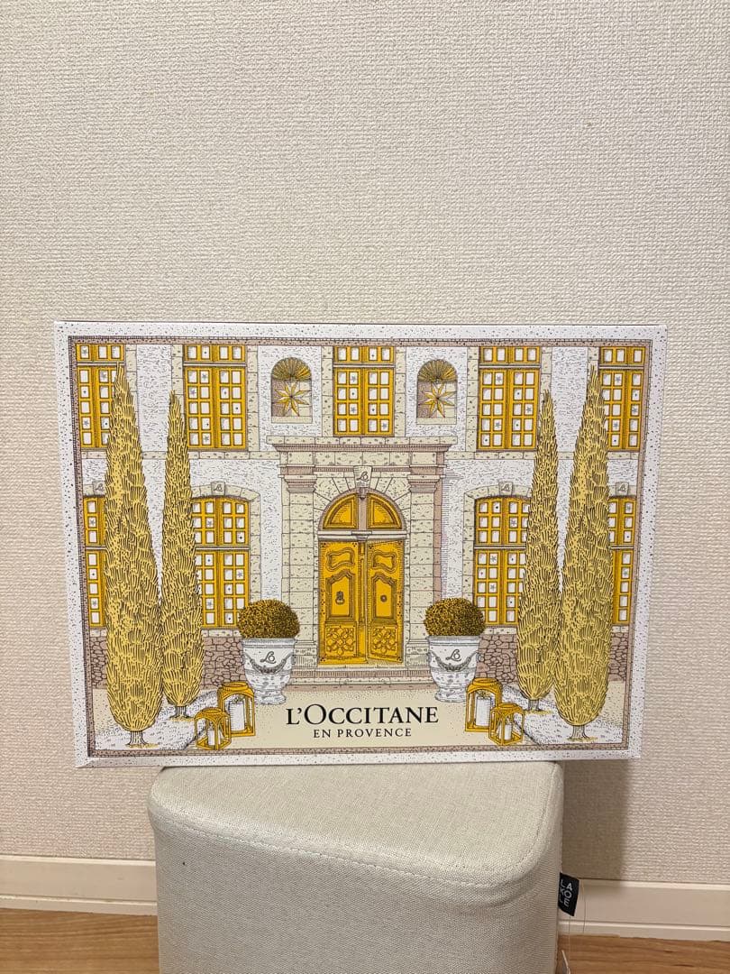 【お値下げ中】L'OCCITANE 2025年カレンダー