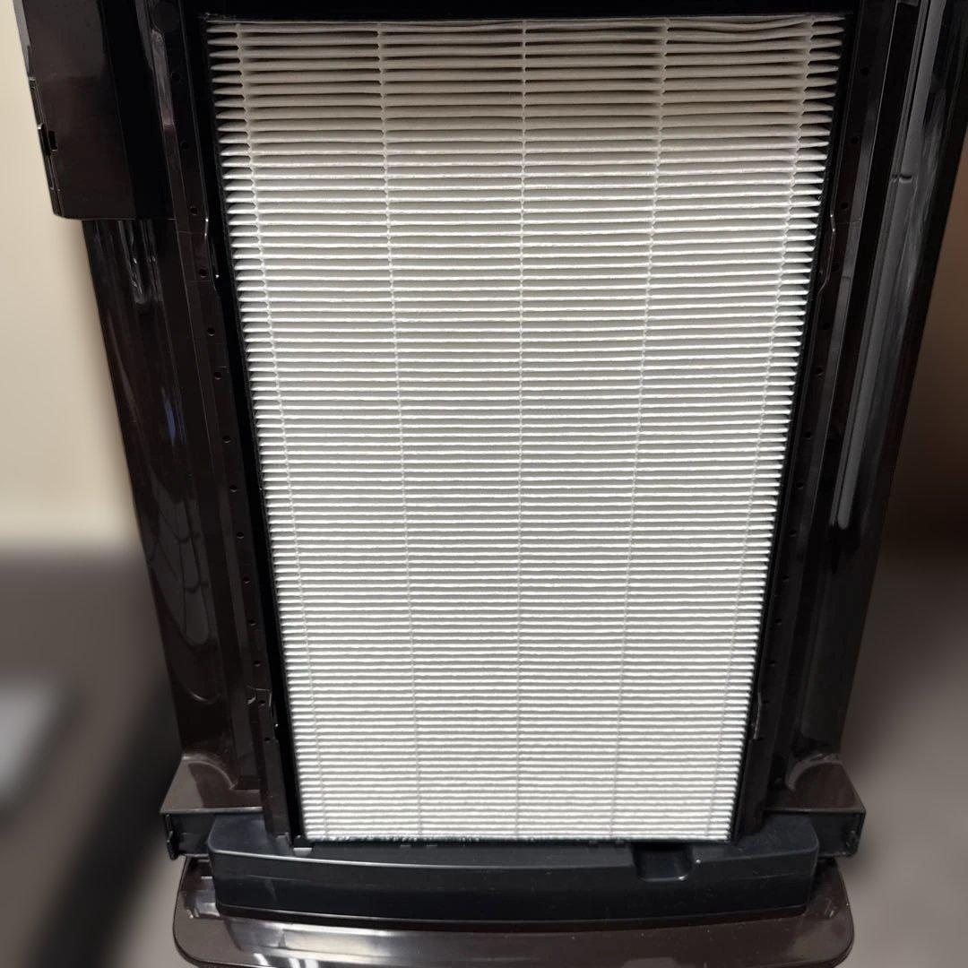 超美品　ダイキン ストリーマ空気清浄機 ACK70V-T / DAIKIN