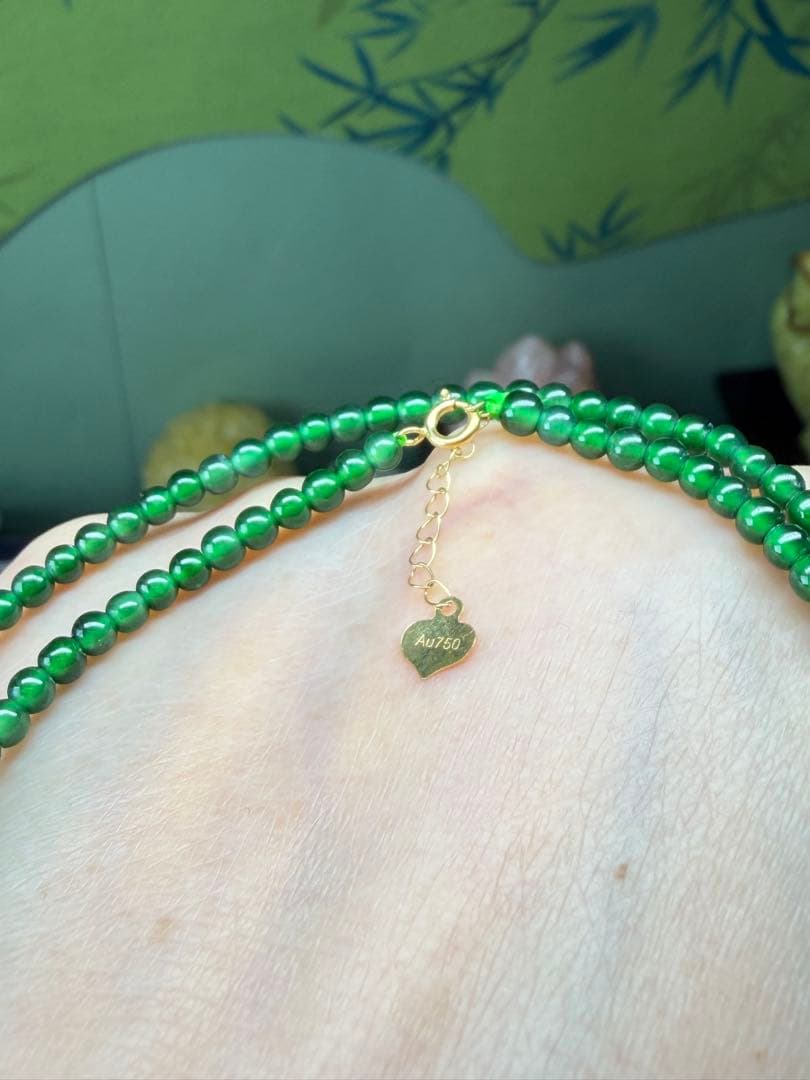新入荷❣️高品質‼️天然A貨翡翠　18k、氷種満緑小粒ネックレス　鑑定書付き