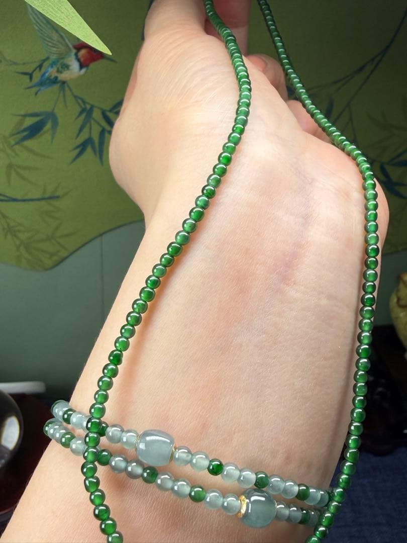 新入荷❣️高品質‼️天然A貨翡翠　18k、氷種満緑小粒ネックレス　鑑定書付き