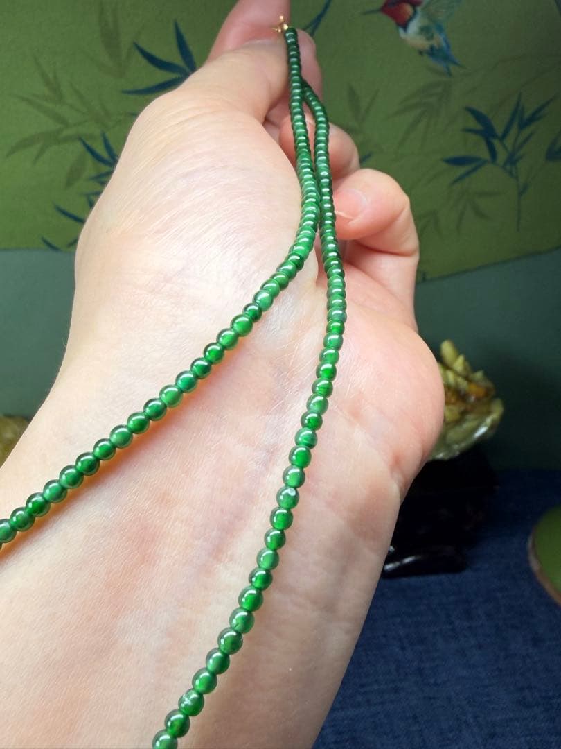新入荷❣️高品質‼️天然A貨翡翠　18k、氷種満緑小粒ネックレス　鑑定書付き
