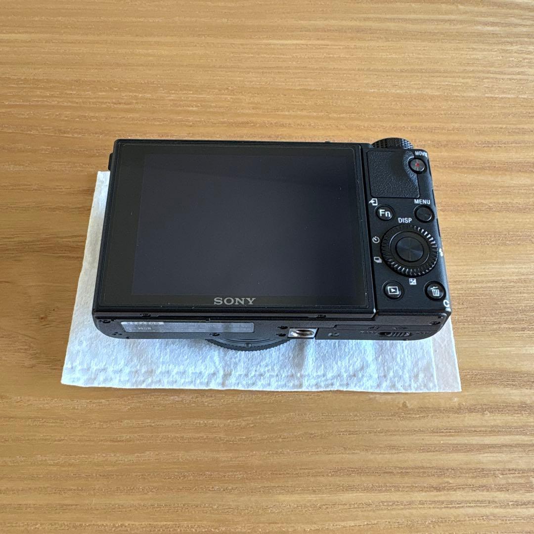 ソニー Cyber-Shot DSC-RX100M7