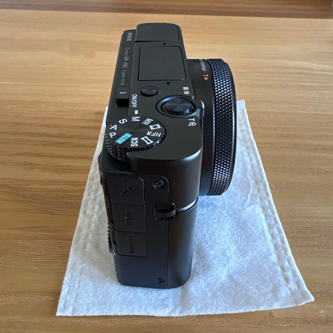 ソニー Cyber-Shot DSC-RX100M7