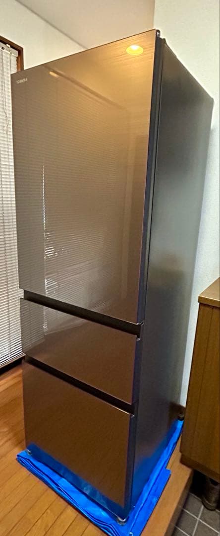 れーろ様　【2024年式】使用期間1ヶ月半 冷蔵庫 東芝 VEGETA 356Ｌ