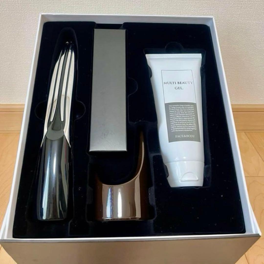 パイラナイト　正規品　美品