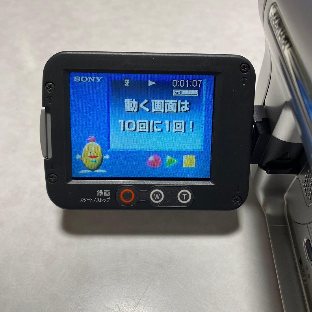 SONY VideoHi8Handycam CCD-TRV126 ①