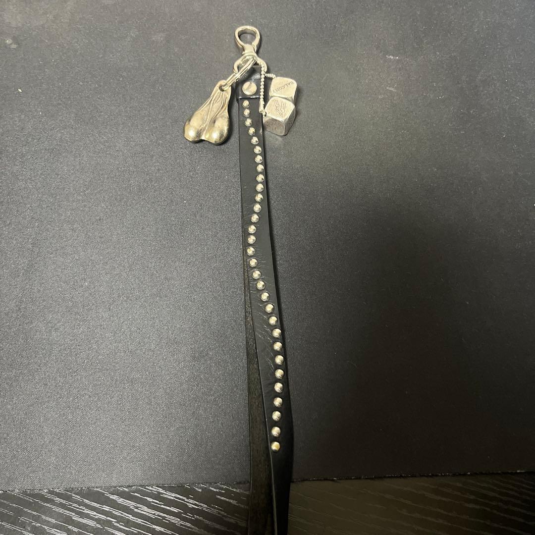 スタッズキーホルダー　USブルズボール　CALEE