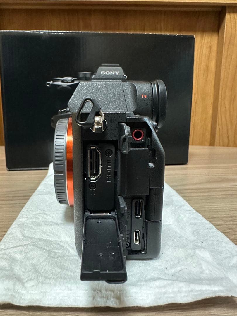 粉*雪様 SONY α7Ⅳ ILCE-7M4Kミラーレス一眼 本体　防湿庫+おま