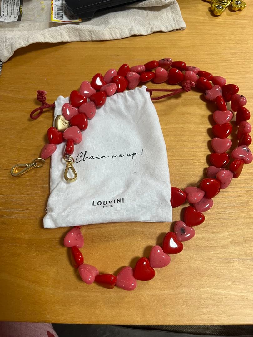 LOUVINI ハート型チャーム