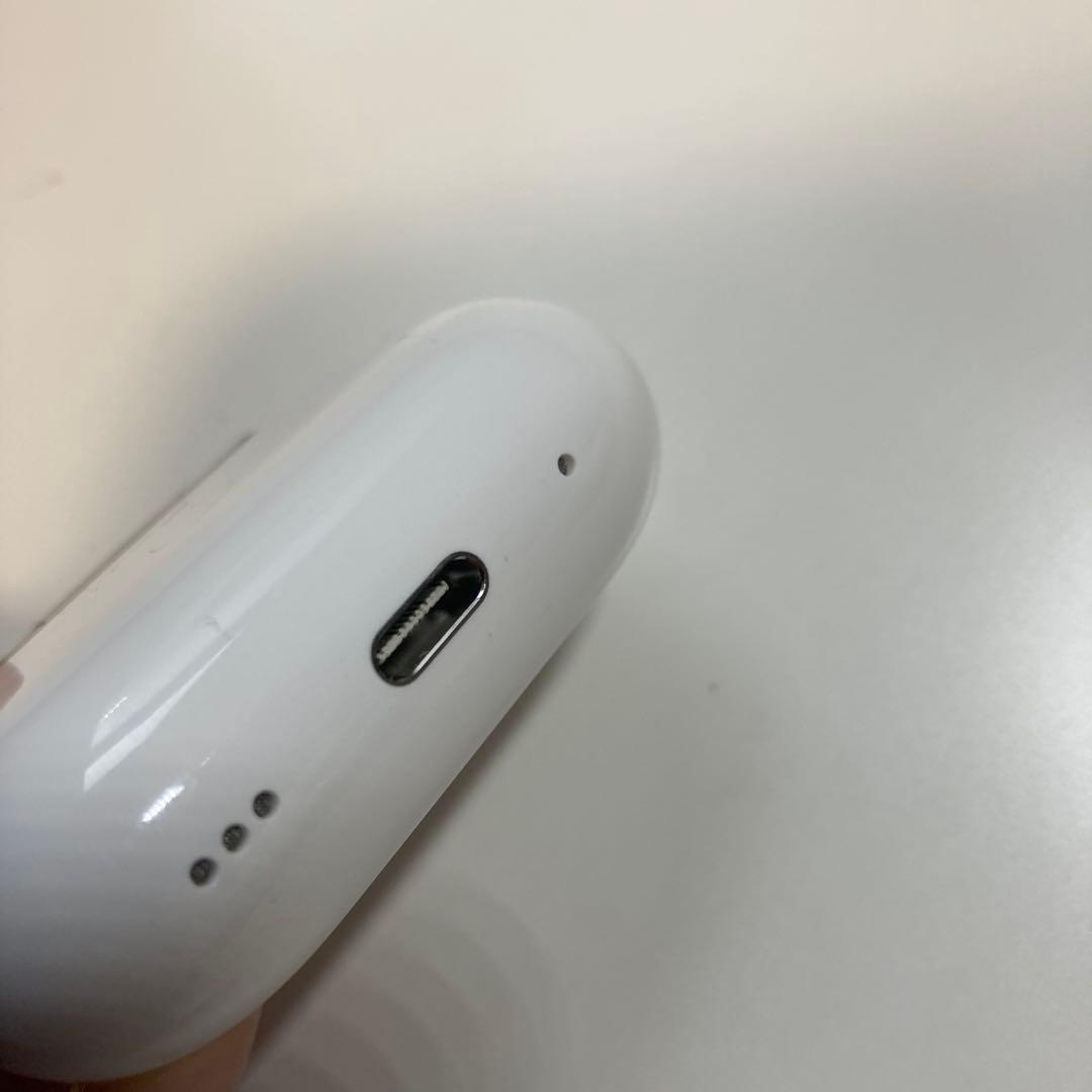 AirPods Pro第二世代 （A3047）本体 充電ケース付き