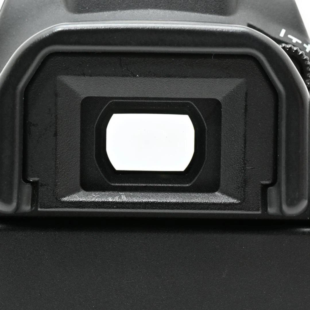 【美品・ショット数：4930回】 Canon EOS Kiss X9 ブラック