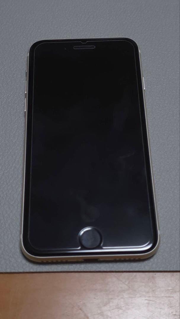 スマートフォン本体 Apple iPhone SE 3 64 GB