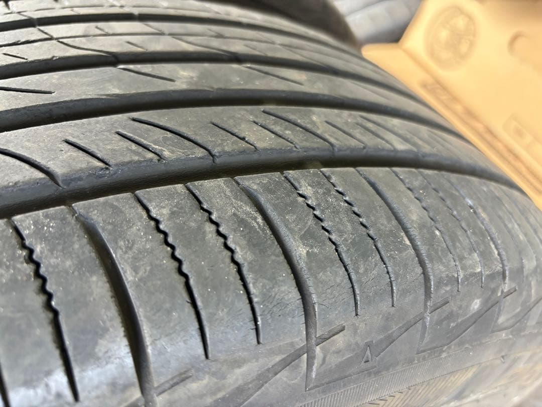 17インチハリアー純正ホイールタイヤセット　4本　 ホイールのみ購入可能！