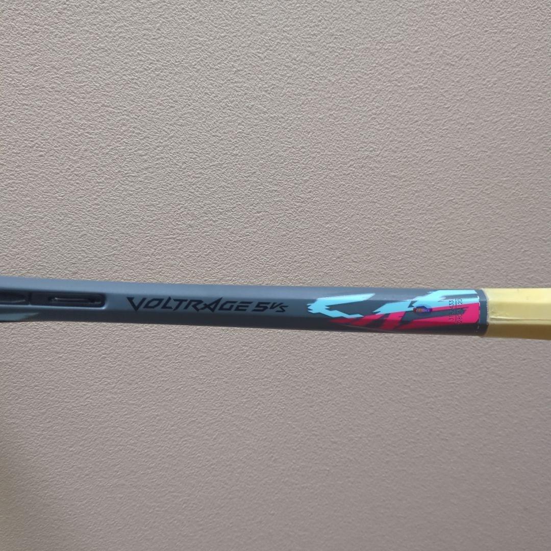 YONEX VOLTAGE 5vsテニスラケット (軟式用)