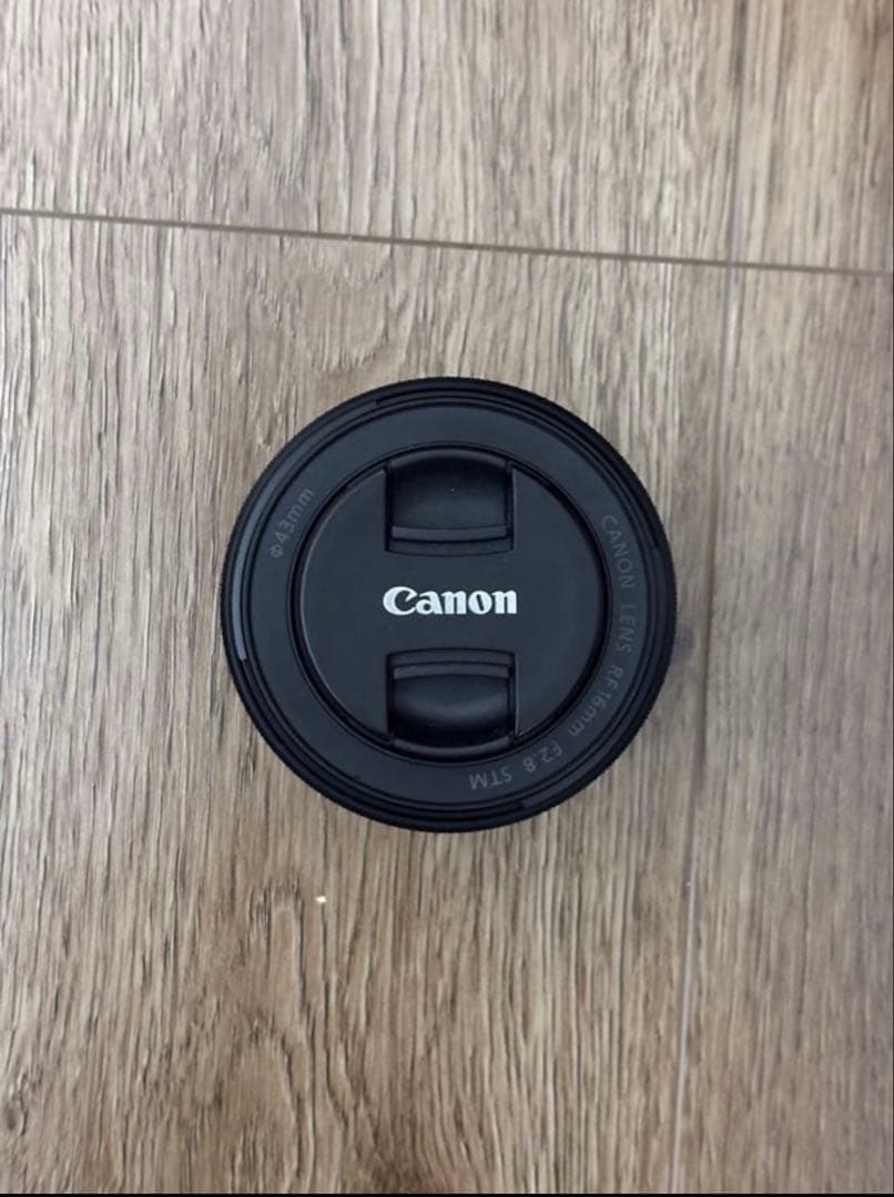 Canon RF 16mm F2.8 STM レンズ