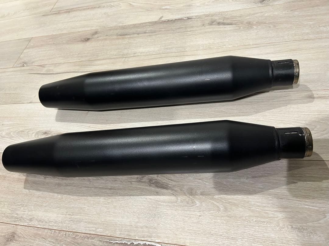 ハーレー　スポーツスター　アイアン　純正マフラー　車検用　パンチアウト無し