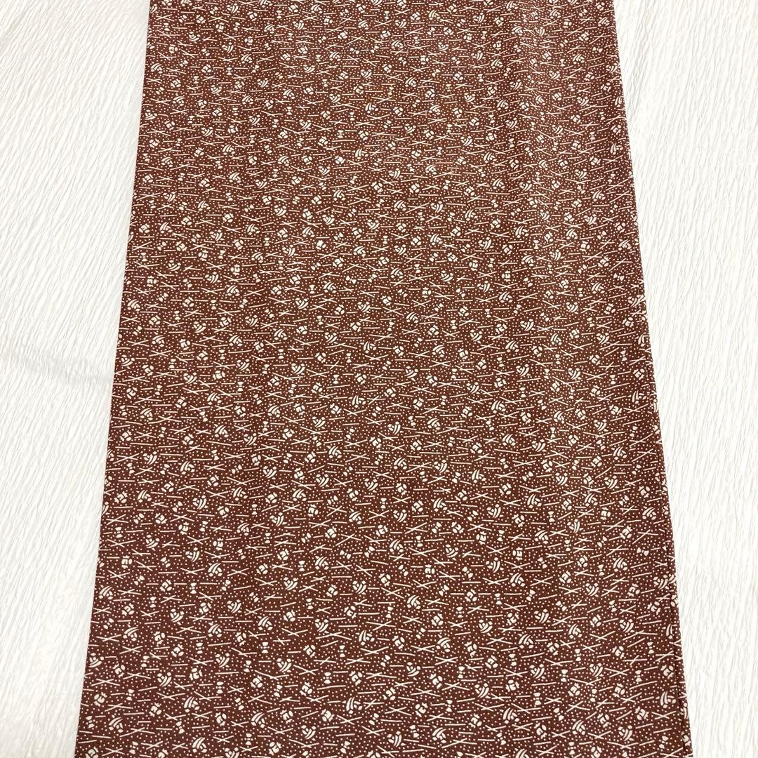 【美品✨】東レシルック　さんび　洗える着物　小紋　雀色　宝尽くし　吉祥文様D3