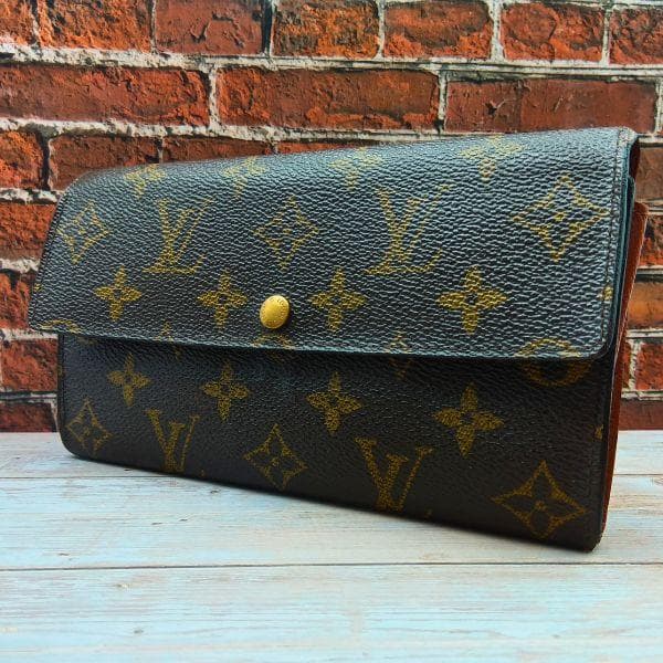 ルイヴィトン モノグラム ポルトフォイユ サラ 二つ折り　長財布　0048