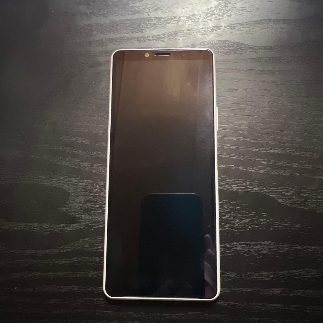 SONY Xperia 10 IIホワイト docomo 本体
