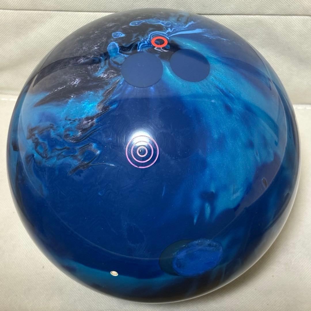 【美品】ザワン　ウルトラマリン　１４ポンド ボウリングボール　プラグ済