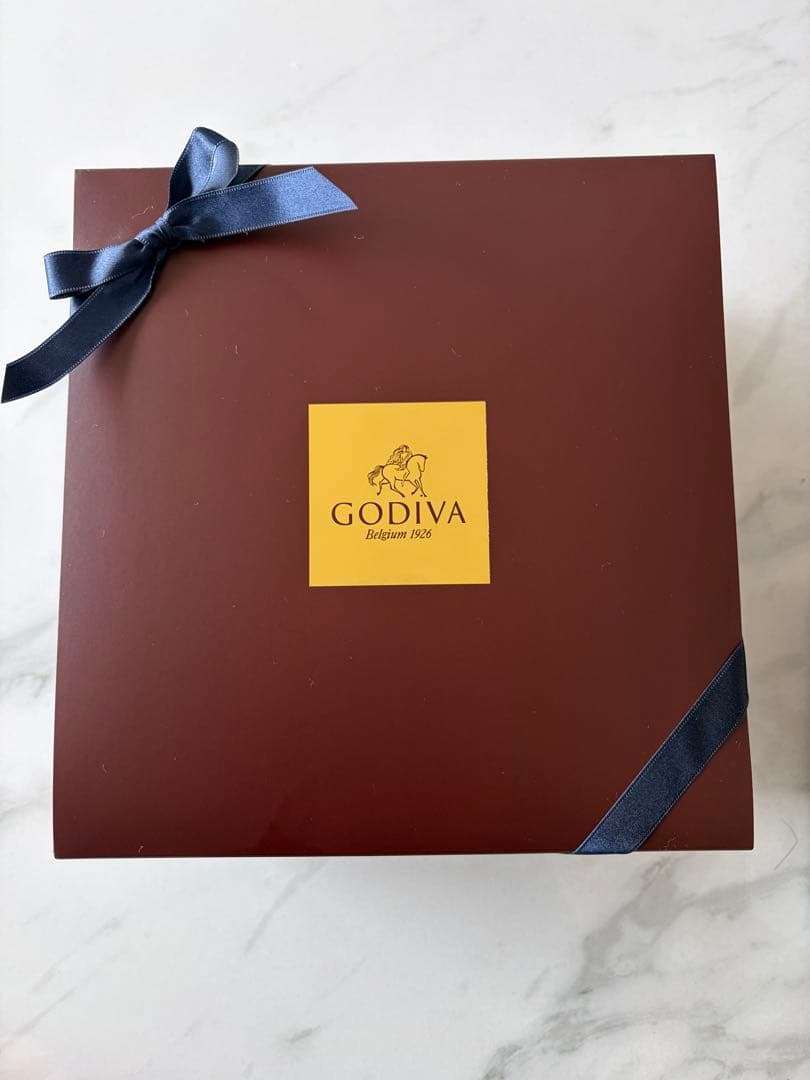 早いもの勝ち★ゴディバ限定品ラグジュアリーボックス 75粒フールセック サレ
