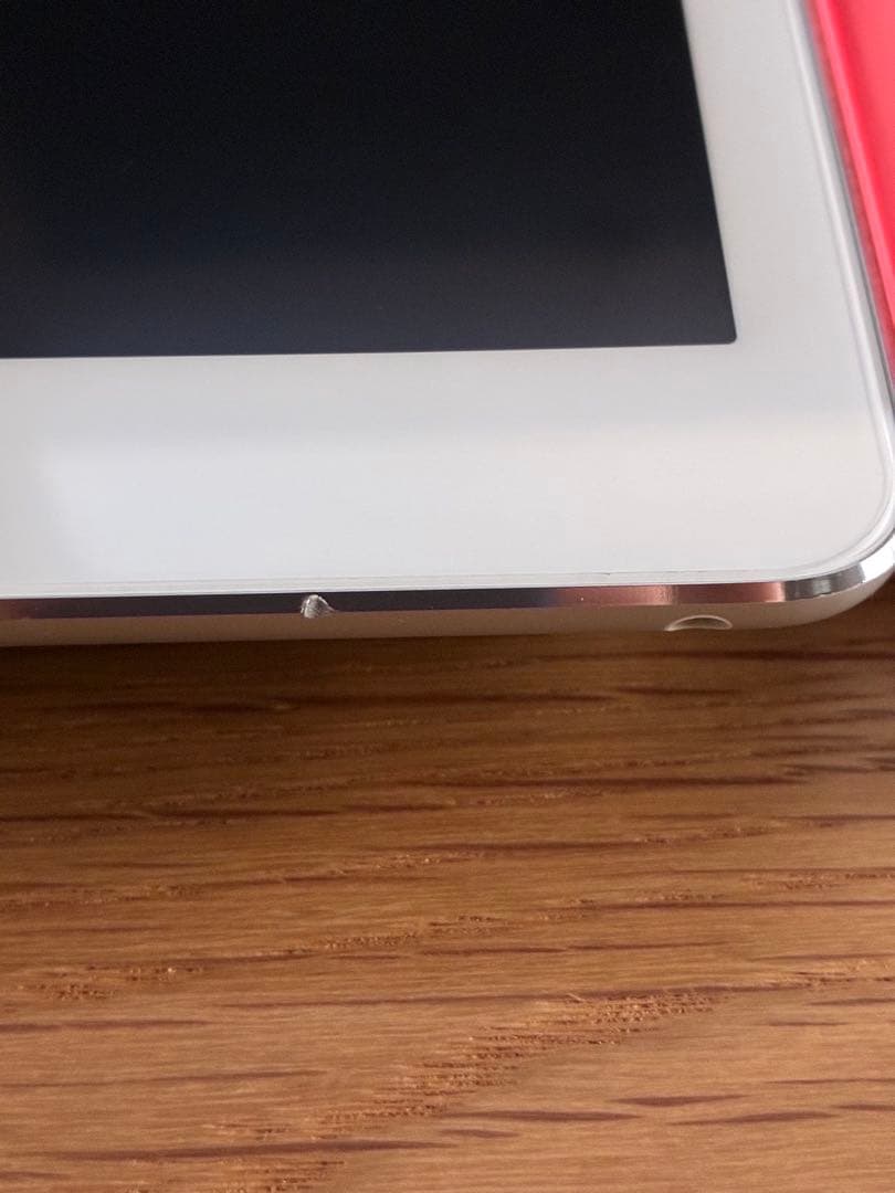 iPad Air 初代 本体 32GB Wi-Fiモデル 純正カバー付き