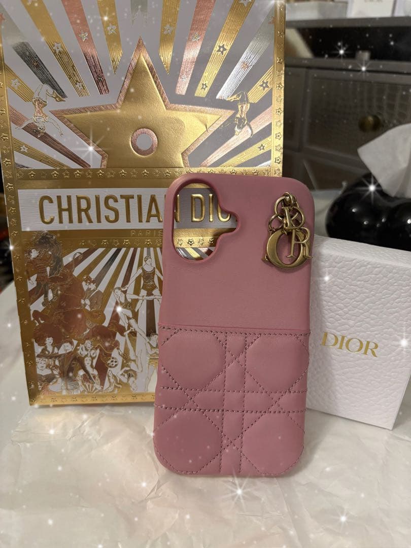 ✨最新機種！未使用級✨Dior　LADY DIOR　iPhone16ケース　羊革