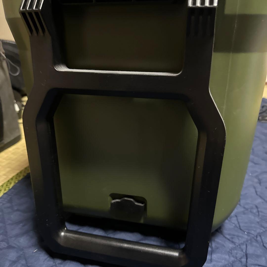 ハイコーキ　冷温庫　UL18DB バッテリー2個付