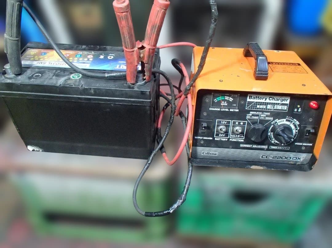 セルスターCellstar CC-2200 DX バッテリーチャージャー