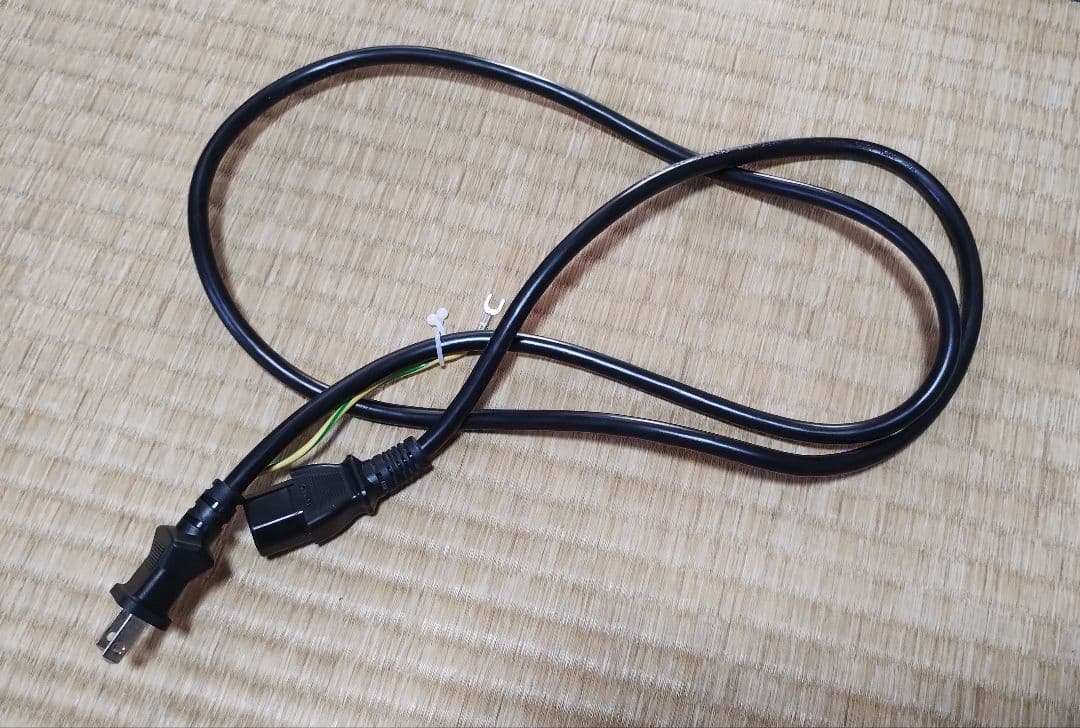 【Dell】ディスプレイ G2422HS【ジャンク】画面に横線あり