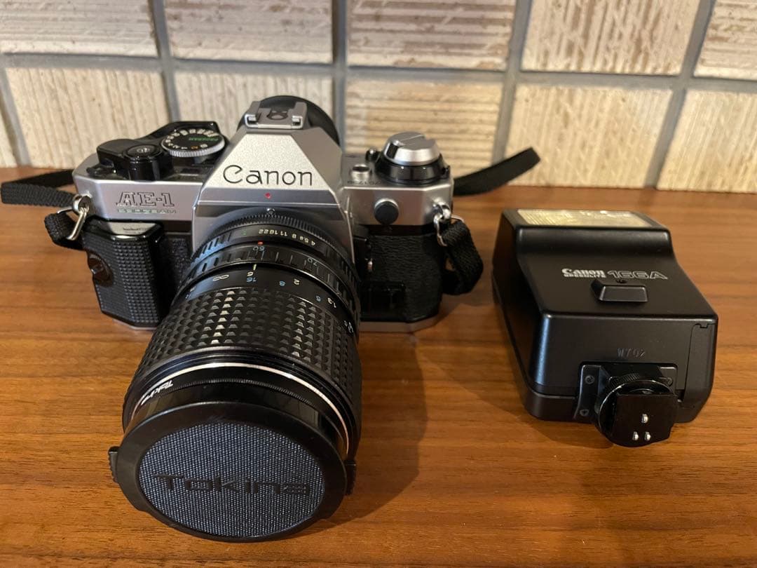 【美品】Canon AE-1 フィルムカメラ Tokinaレンズ付き