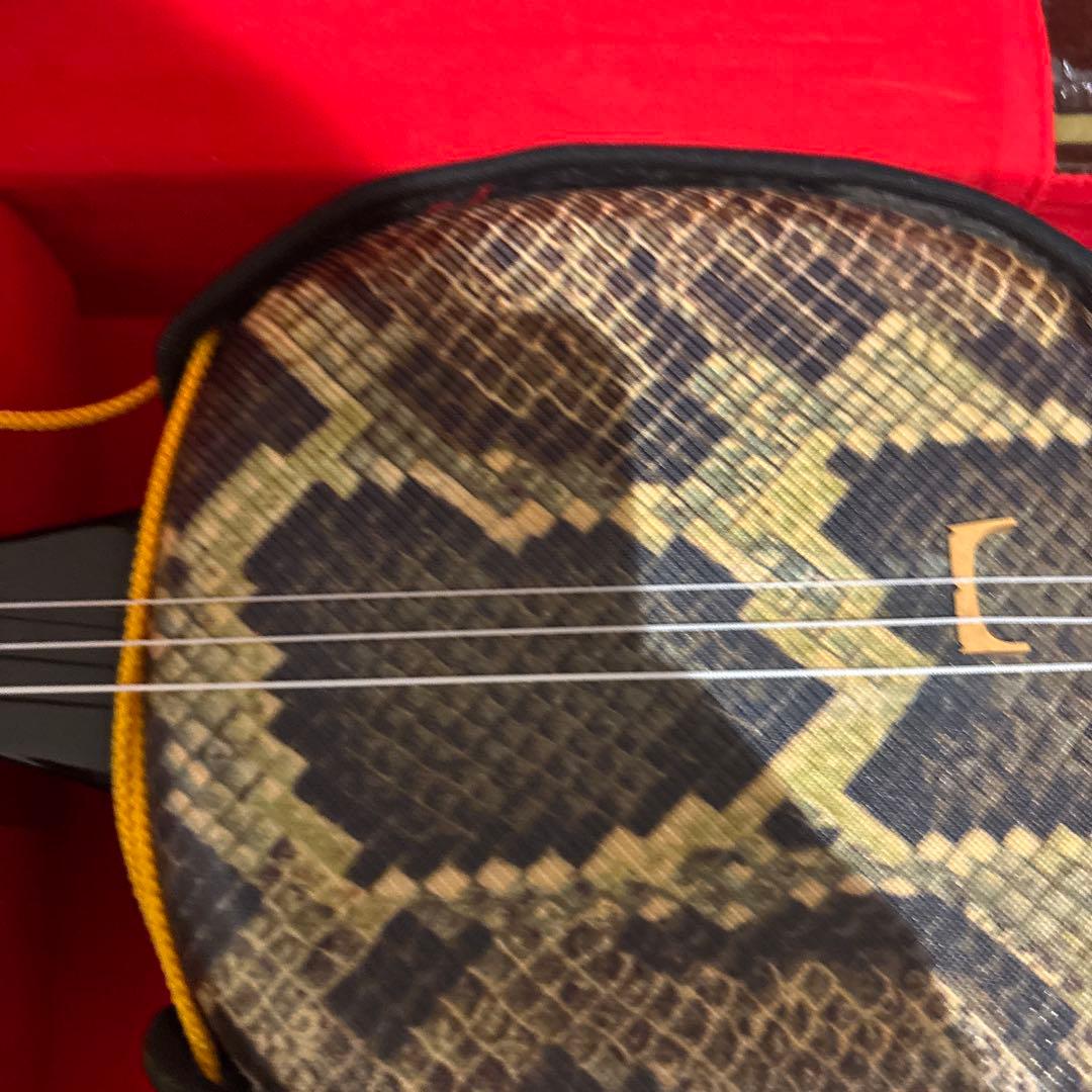 沖縄又吉三線 またよし　ハードケース付き
