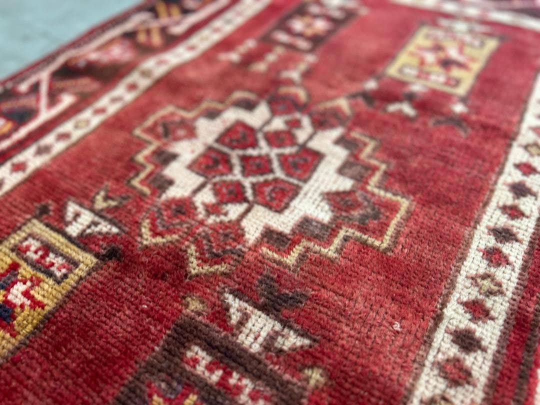 【60's Vintage rug】118×77cm　トルコ　ミフラーブ　ラグ