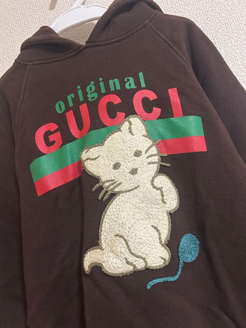 GUCCI パーカー　スウェット　トップス　トレーナー　グッチ　キッズ