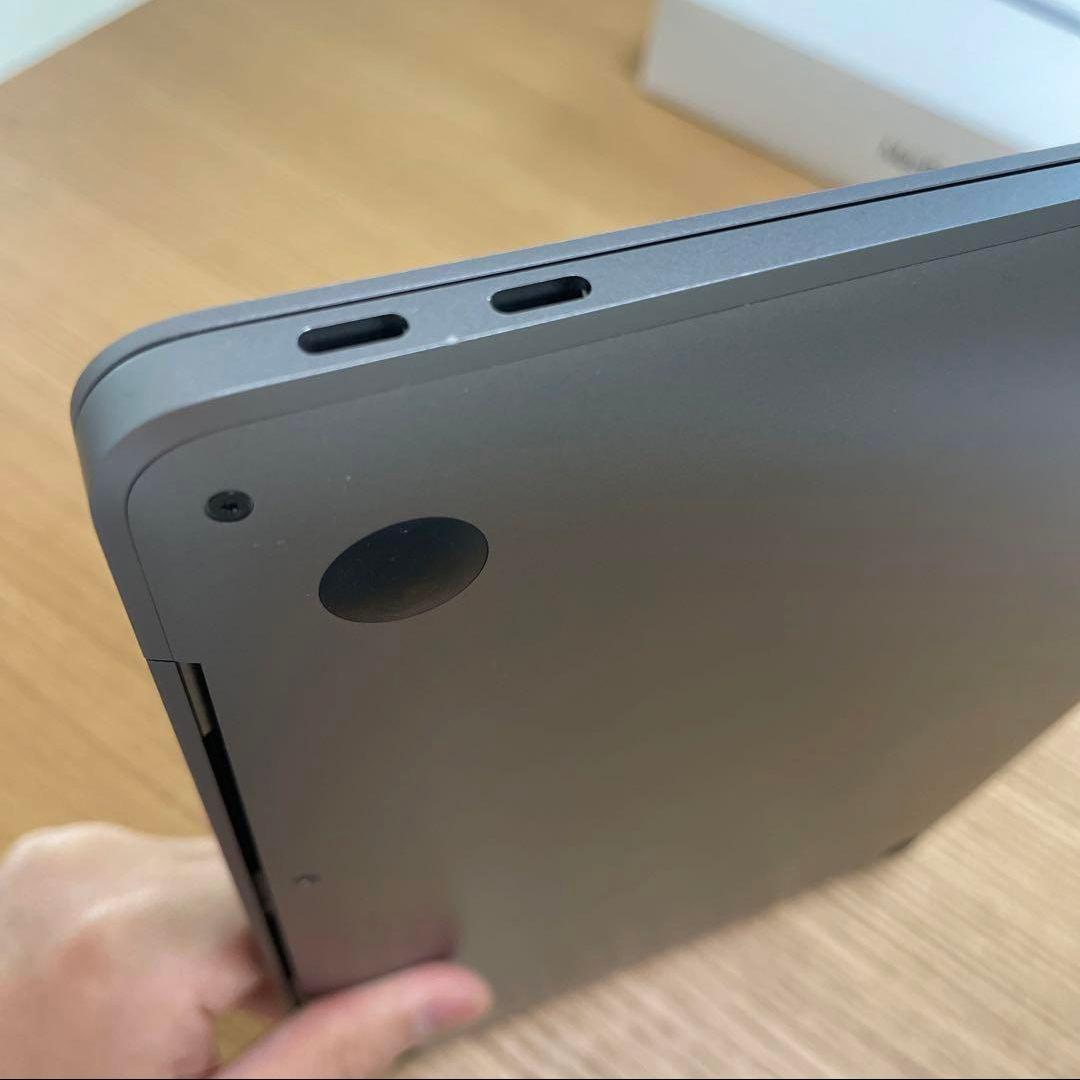 MacBook Air 13インチ スペースグレイ メモリ8/500GB　極美品