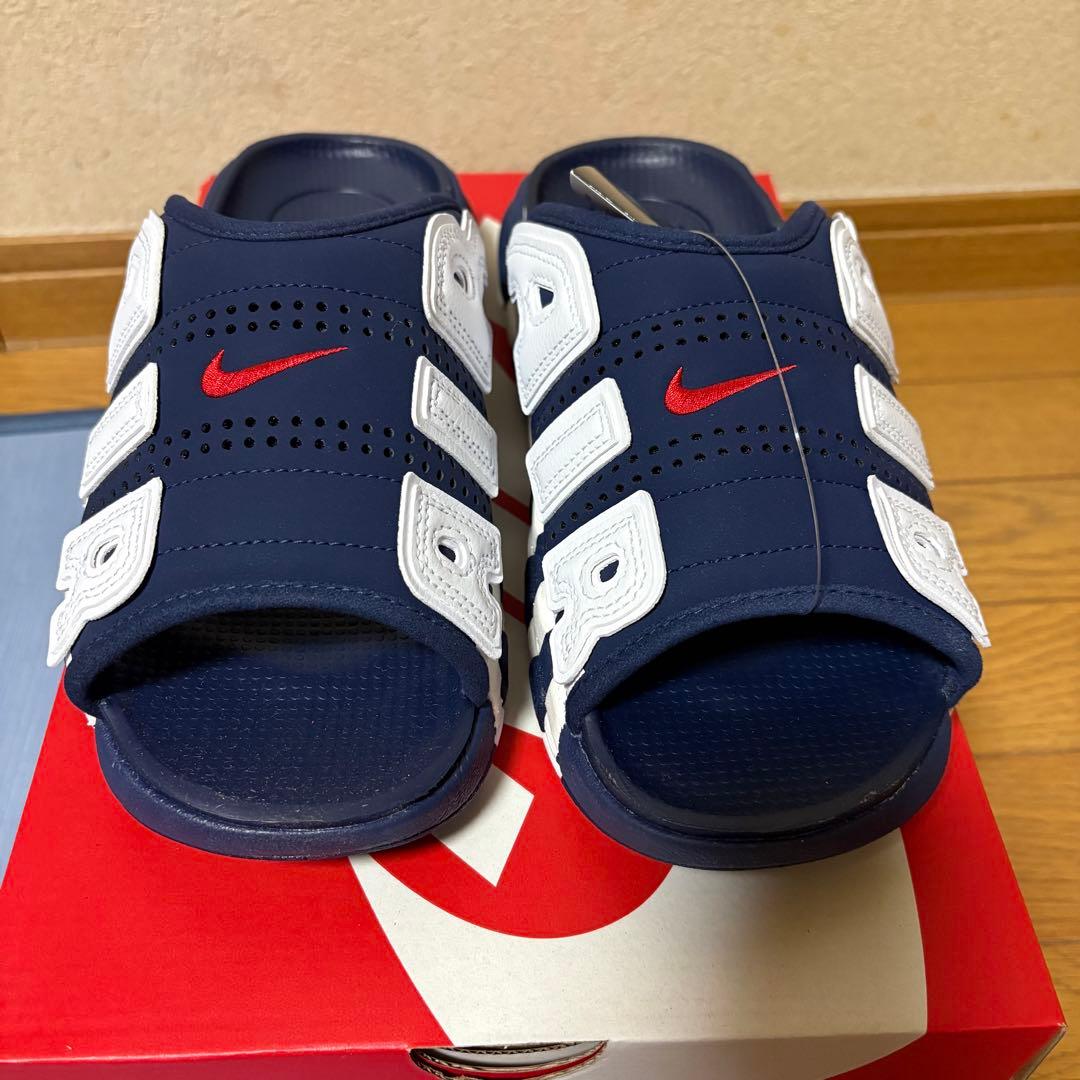 ナイキ エアモアアップテンポサンダル ネイビー