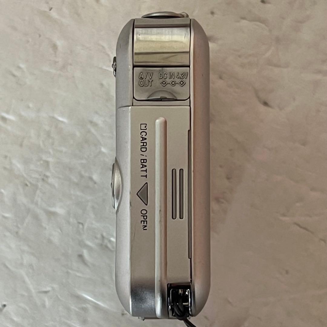 ジャンク ニコン Nikon COOLPIX SQ 壊れています