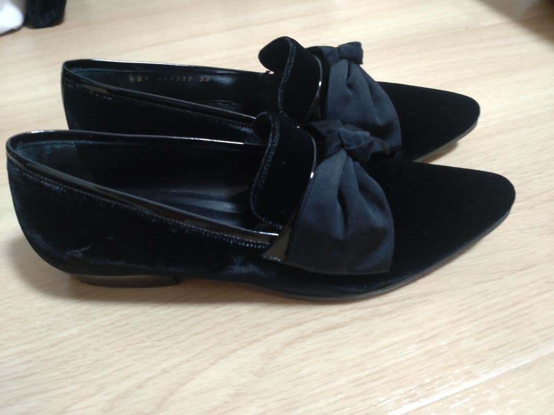 ドゥロワーSaint Laurent ブラック フラットシューズ