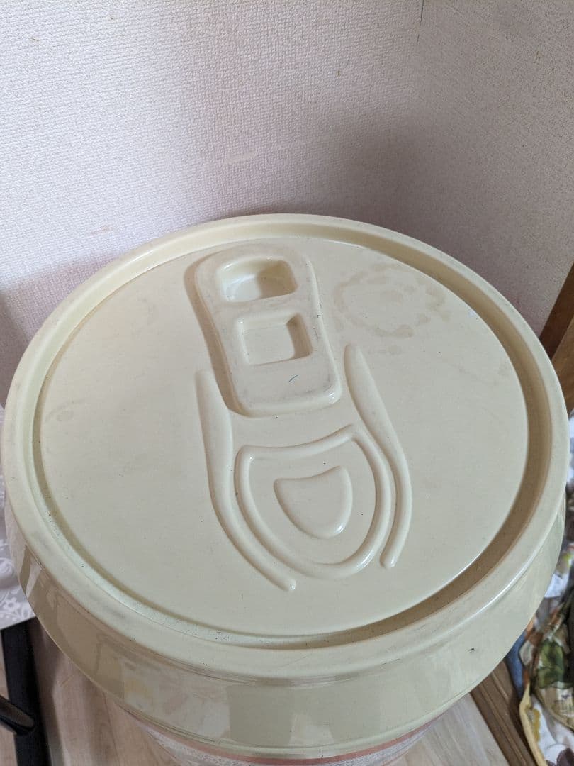 バドワイザーBudweiser 特大缶型冷蔵庫 COOLA CAN-RF60