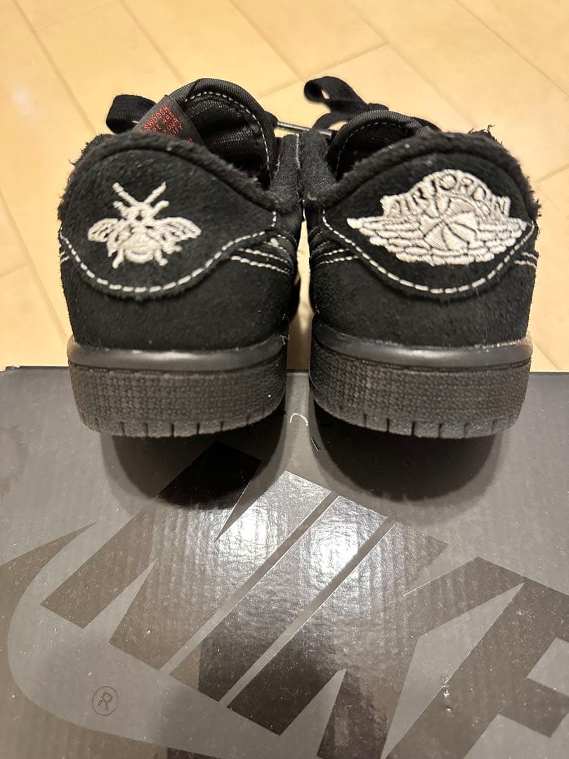 travis aj1 ファントムブラック 18cm