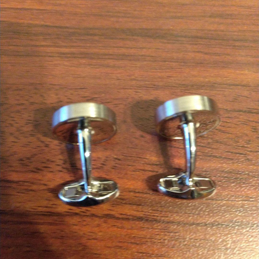 バーバリー ネクタイピンとカフスのセット