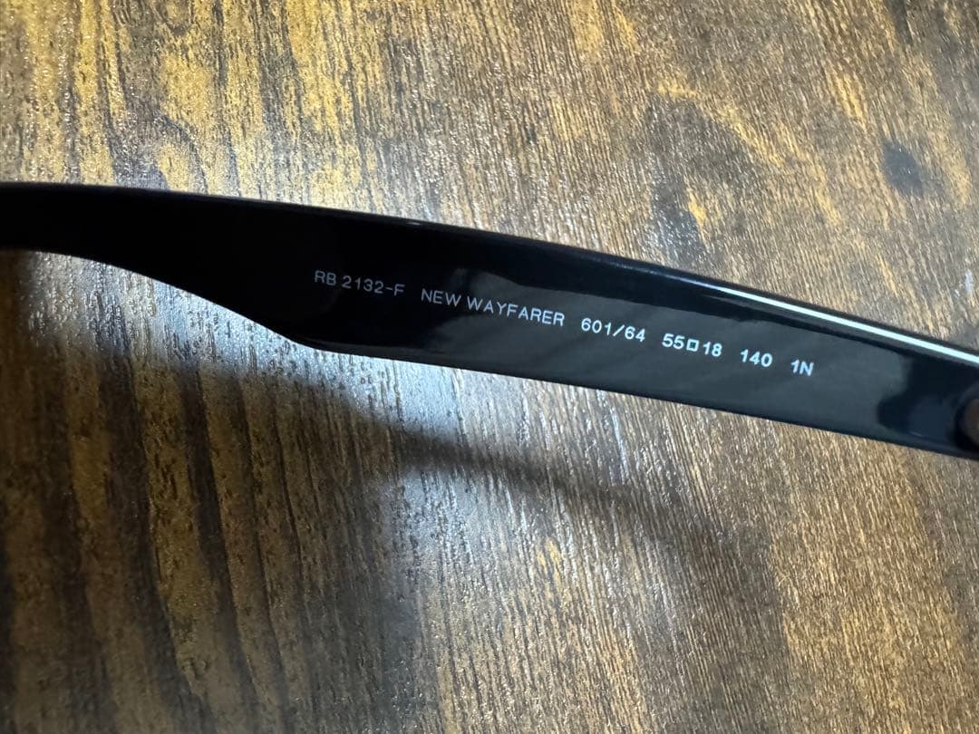 レイバン RB2132F 601/64 ブラック