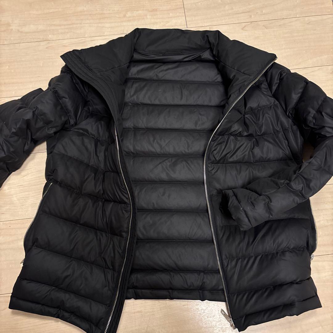   CK ブラック ダウンジャケット【出品1月31日まで】