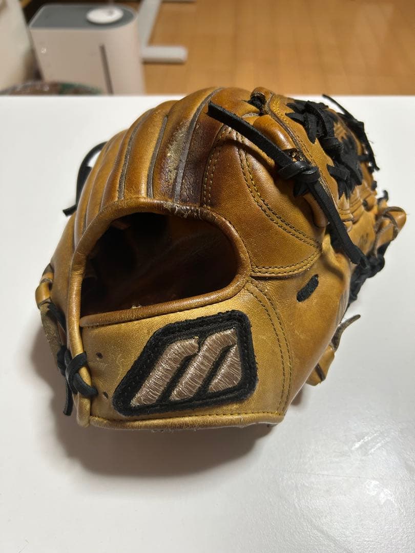 ぽ*た様 ミズノプロ　ビックM 硬式内野手用