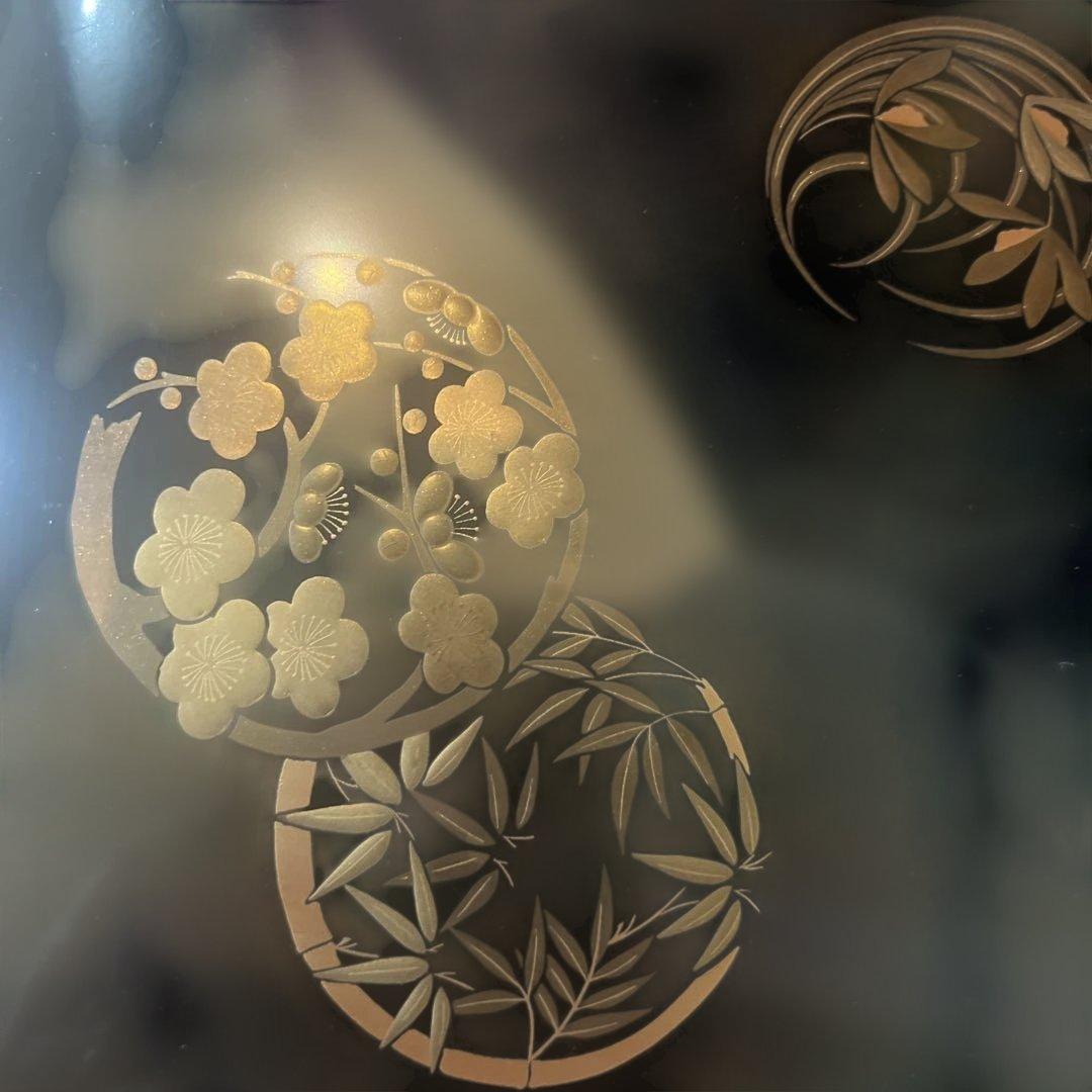 漆器 重箱 3段 黒地 金色模様