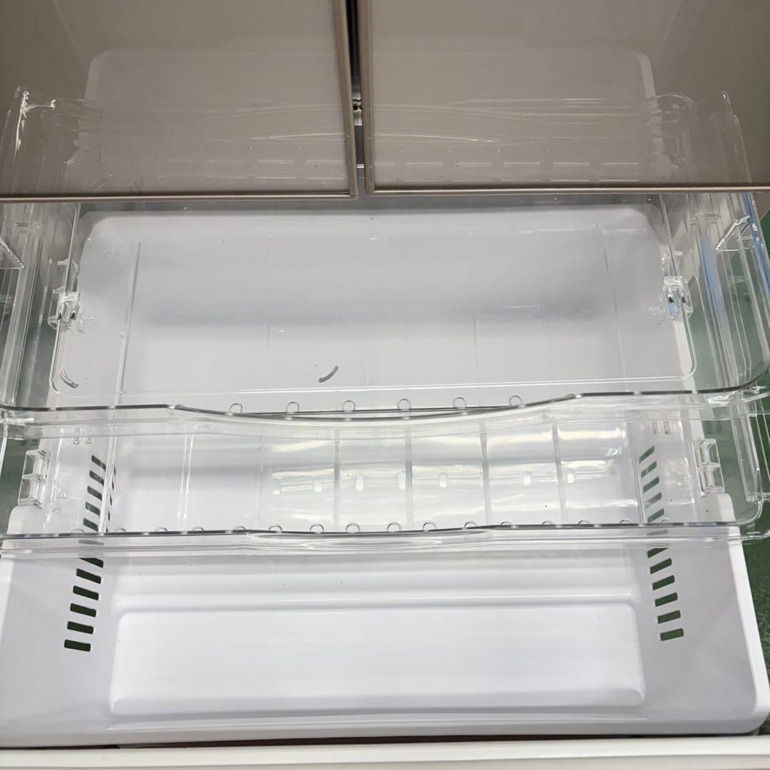 704日立大型冷蔵庫　400L強　小型　ガラスパネル　右開き　自動製氷　ゴールド