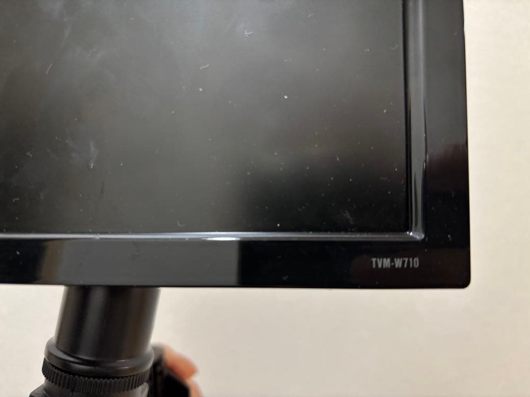 値下げ！後部座席用Pioneer TVM-W710 モニター マウントアーム付き