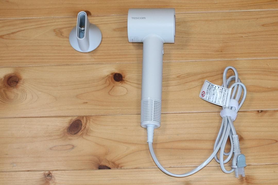 【美品】テスコム マイナスイオンドライヤーTD760A