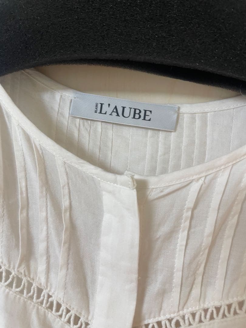 ワンピース LAUBE BLANC Pin-tuck Lace Mini Dress